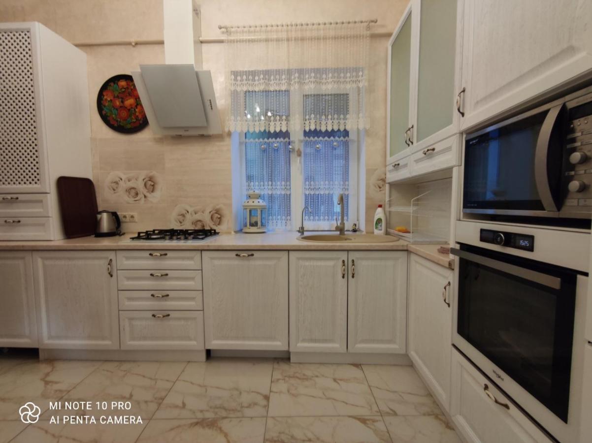 לבוב Апартаменти У Шевальє. מראה חיצוני תמונה